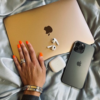 Логотип @apple777888777 - ПРО БИЗНЕС 🏦