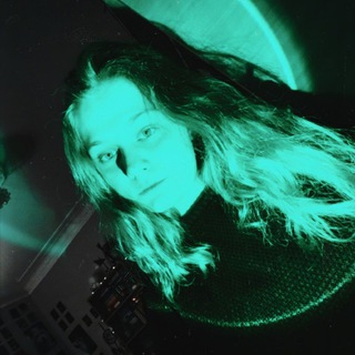 Логотип @apple_rina - Волчье яблоко 🐺🍏 Катрина Кюрей