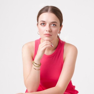 Логотип @arinacreate - Арина Глебова | Инфографика и дизайн