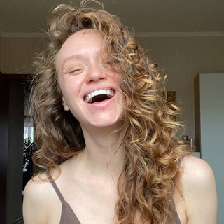 Логотип @arinaizmagazina - Арина из магазина