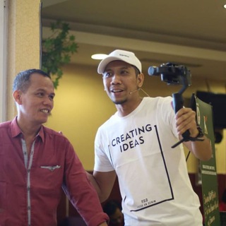 Логотип @arlikurnia - Kopi Lunas