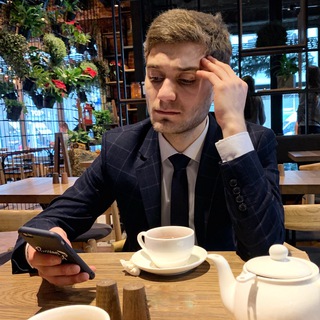 Логотип @armanalchik - Армянский диванный аналитик