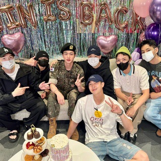 Логотип @armylatino - BTS ⟭⟬ • ARMY LATAM ⟬⟭ 💜