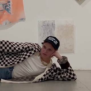 Логотип @art_dilers - твой самый легальный дилер