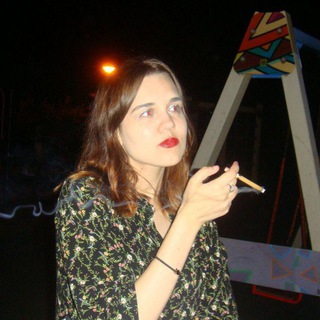 Логотип @art_house_experience - артхаус как смысл жизни