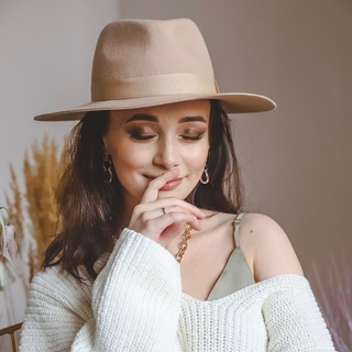 Логотип @art_of_languages - ART of LANGUAGES