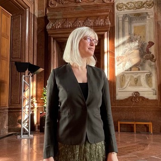 Логотип @art_transit_vienna - Арт-транзит Вена-Австрия