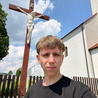 Логотип @artemioshapran - Αρτέμιος Σαπράν