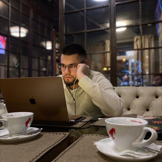 Логотип @artemisaychevlife - Артём Исайчев