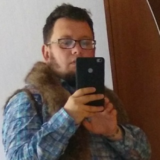 Логотип @artemkushnir - Артём Кушнир