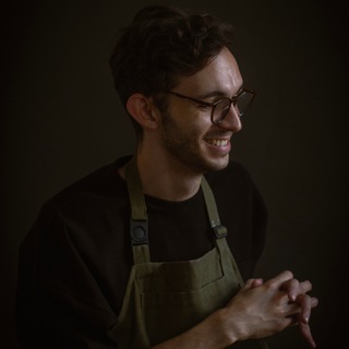 Логотип @artemvintour - Артём Винтур