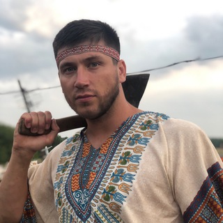 Логотип @arturio100 - Артур Гарайшин