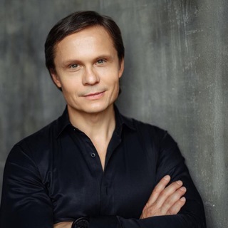 Логотип @arturrudenko_officialgroup - Артур Руденко