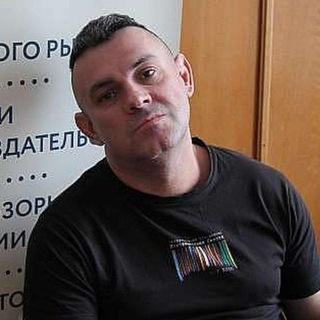 Логотип @arutyunovpoetry - Арутюнов. Стихотворения