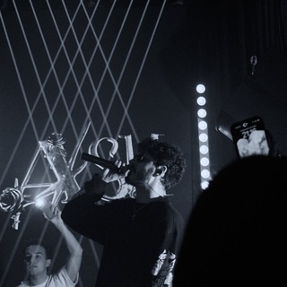 Логотип @ashworlld - ASH / LSI