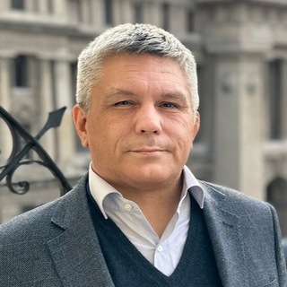Логотип @ask_me_about_citizenship - Спроси меня про гражданство
