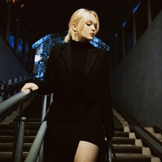 Логотип @askliada_tarot - асклиада | tarotgirl