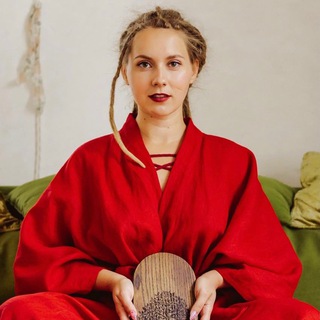 Логотип @asmrdarya - ASMR Darya читает 😴