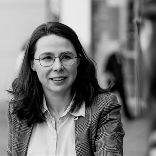 Логотип @assjapolitics - Ася и Политика