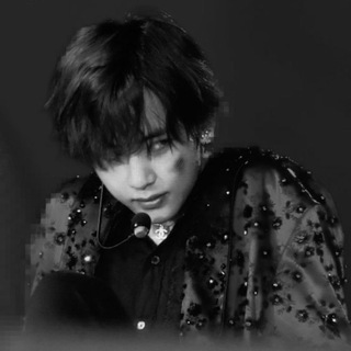 Логотип @assocarch - associations fr Kris.