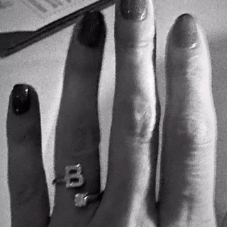 Логотип @asterri - ＡＳＴＥＲＲＩ