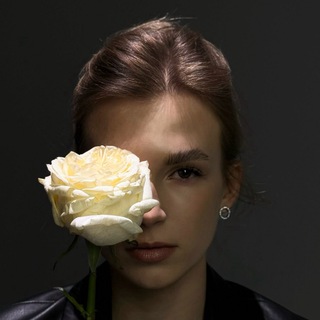 Логотип @astrogadalkaa - Гадалка по звездам