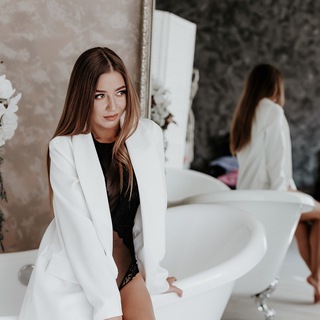 Логотип @astrolog_elena_runtsova - Астрология и психология простым языком✨ Обучение астрологии ✨ Елена Рунцова