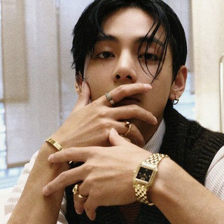 Логотип @astrowws - извращенный гороскоп.