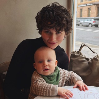 Логотип @asyaulmanenechannel - Ась, мы держимся!