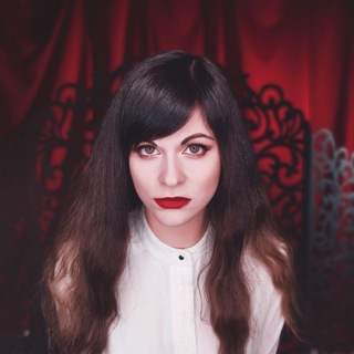 Логотип @asyazanegina - Ася Занегина | О литературе 📚