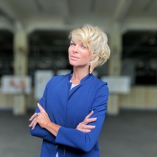 Логотип @atklatavaldiba - Господа заседатели