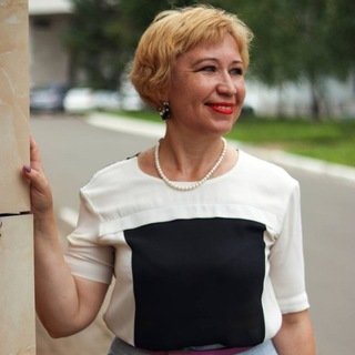 Логотип @aurumwomen - Наташа Безверхняя Мысли, помогающие жить