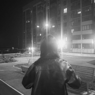 Логотип @avataws - лиззка