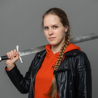 Логотип @avelegra_world - Режиссёр Алёна Казанцева