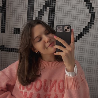 Логотип @avomaaa - _avoma | блогинг и design🪩