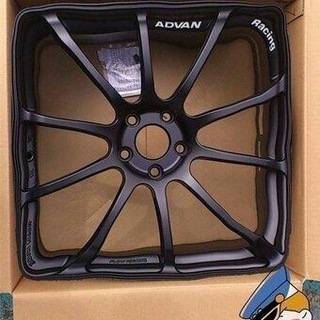 Логотип @avtoboroholka_49_rus - 🚗Автобарахолка4⃣9⃣rus