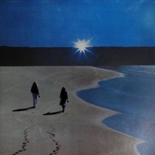 Логотип @awayfromthestar - away from the stars.