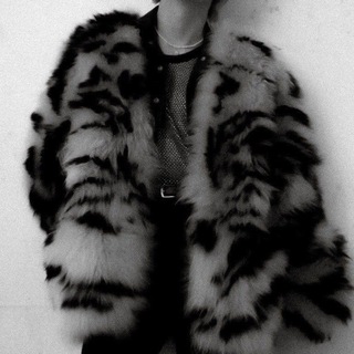 Логотип @awenfe - attentiōn.