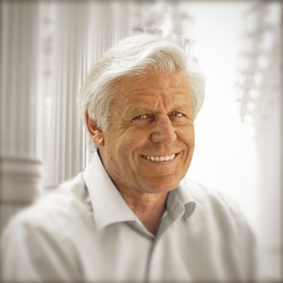 Логотип @axelburkart - Axel Burkart