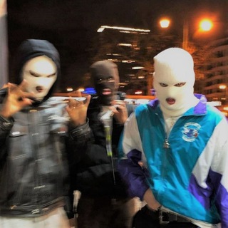 Логотип @axueniy_edits - 私AXUENIY.EDXTS