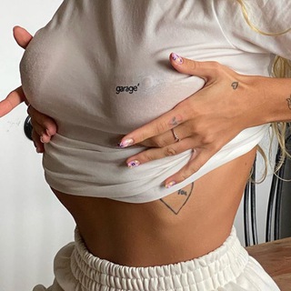 Логотип @axuennoemuzlo - 𝐀Х𝐔𝐄𝐍𝐍𝐘𝐄.𝐌𝐔𝐙