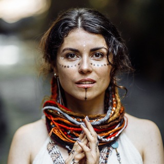 Логотип @ayena_shaman - Айена. Энерготерапия, Тату, Ретриты 🕊️