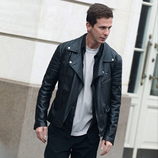 Логотип @azamat_ertukhanov - АЗАМАТ ЭРТУХАНОВ