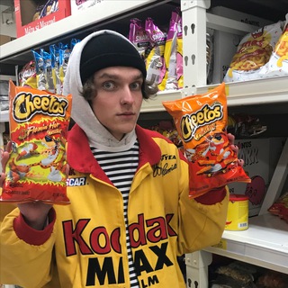 Логотип @azrtusa - azrtusa