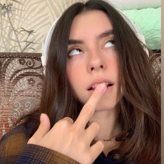 Логотип @babydori - малышка Дора