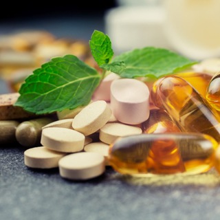 Логотип @badvitmarket - Пора по БАДам💚