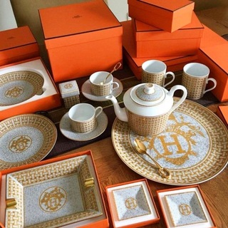 Логотип @baerhd - Home Decor