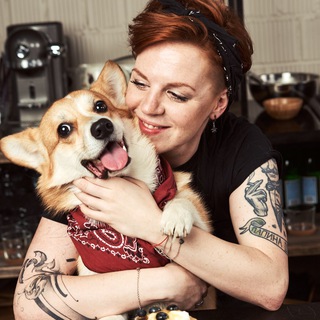 Логотип @bakemeliza - Рецепты счастья 🍭