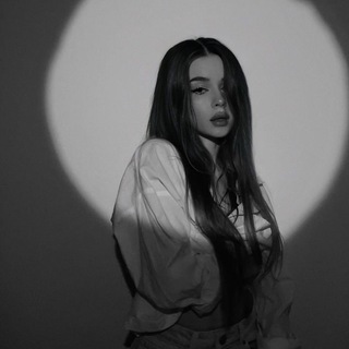 Логотип @balenciagaru - 𝓑𝓪𝓵𝓮𝓷𝓬𝓲𝓪𝓰𝓪 🇮🇹