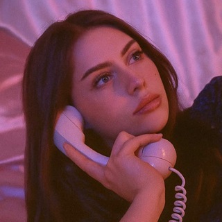 Логотип @barbietwitch - Че по Барби?